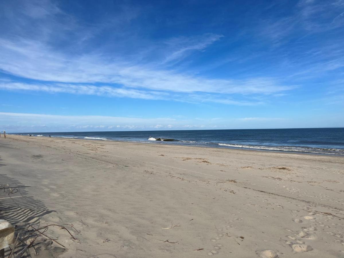 Отель Atlantic Oceanside Dewey Дьюи-Бич Экстерьер фото